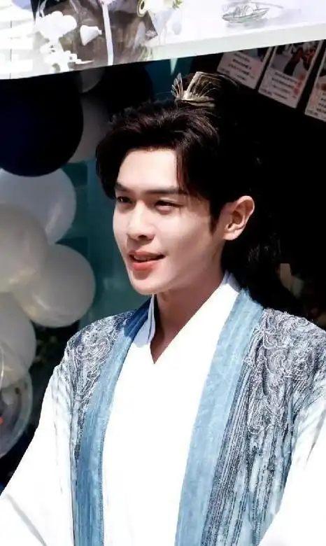 庆余年2杀青李沁变脸言冰云帅气角色剧照曝光大咖如云