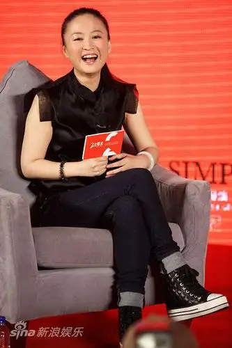 8月14日下午,电影《二次曝光》举行发布会造势,导演李玉携主演范冰冰